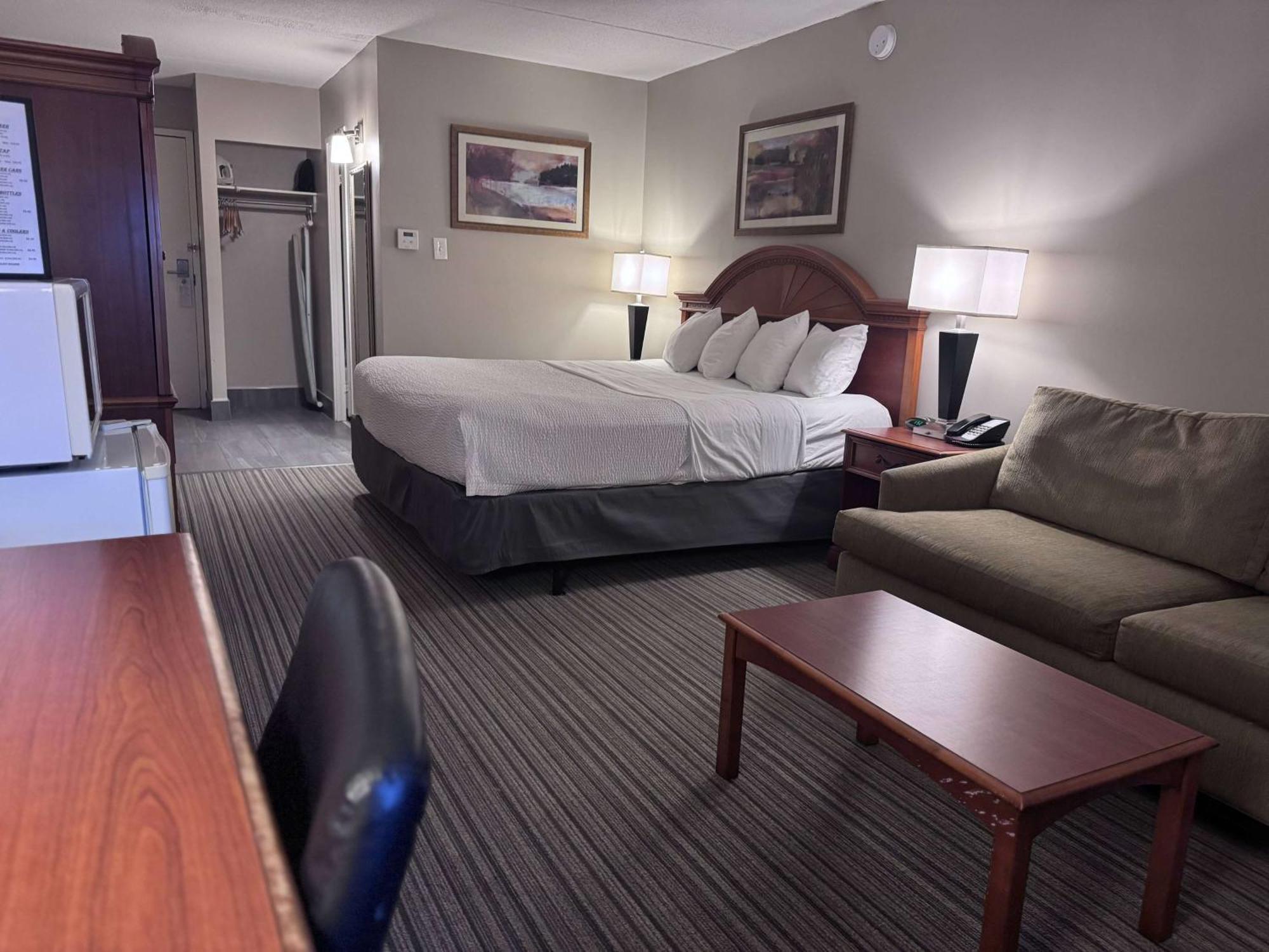 Hotel Ramada By Wyndham 3*